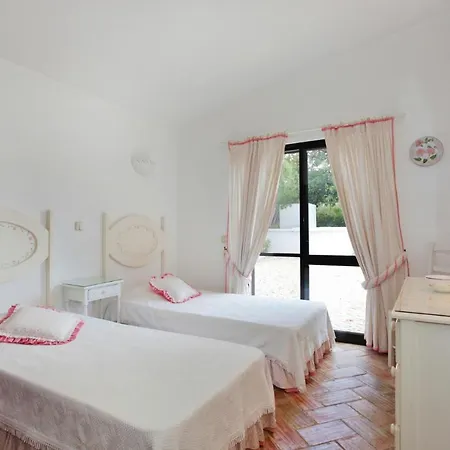 Casa Dos Gemeos Vila *